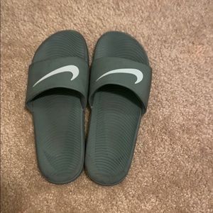 Nike slides